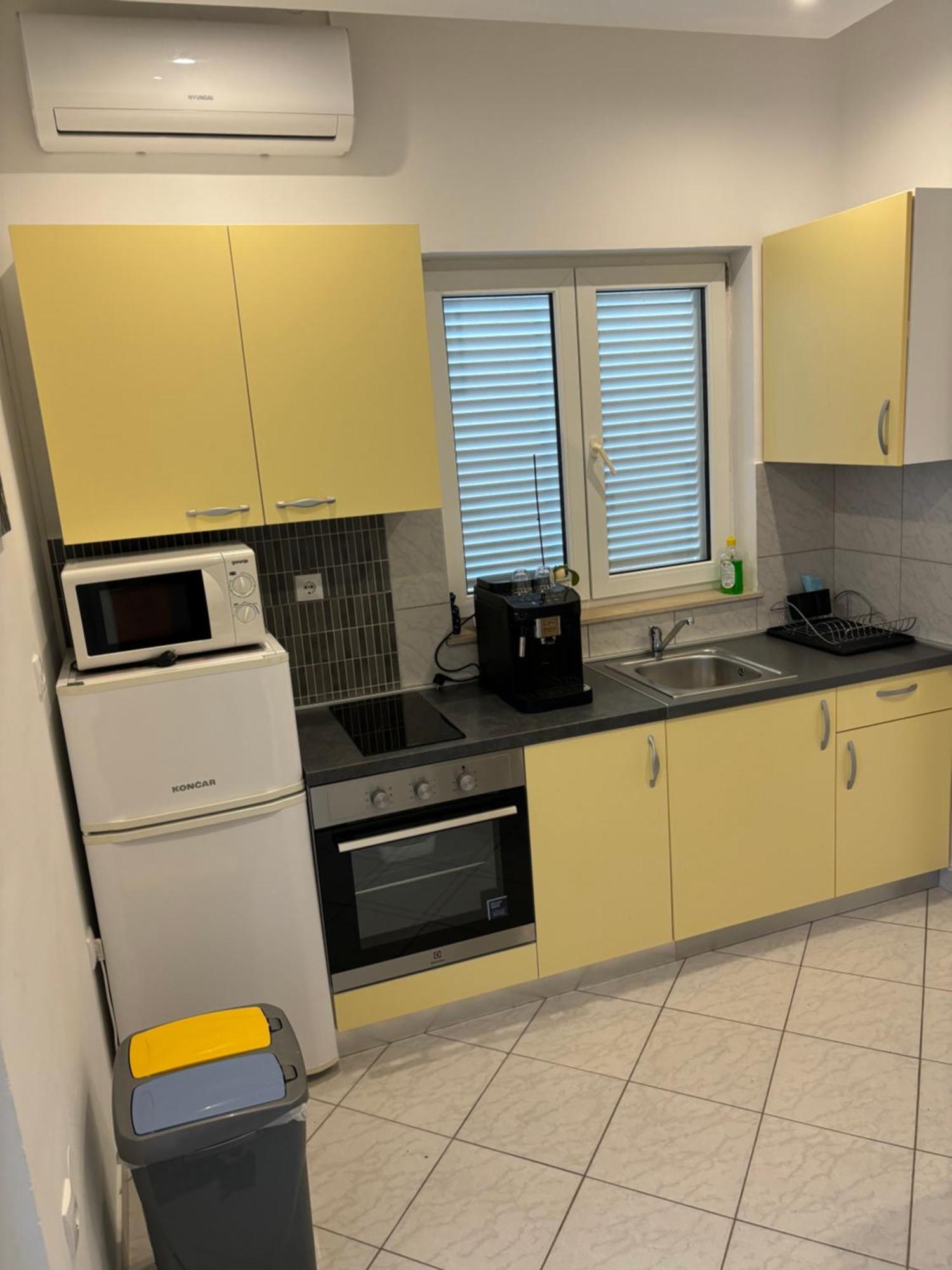 Apartments Lota Kostrena Ngoại thất bức ảnh