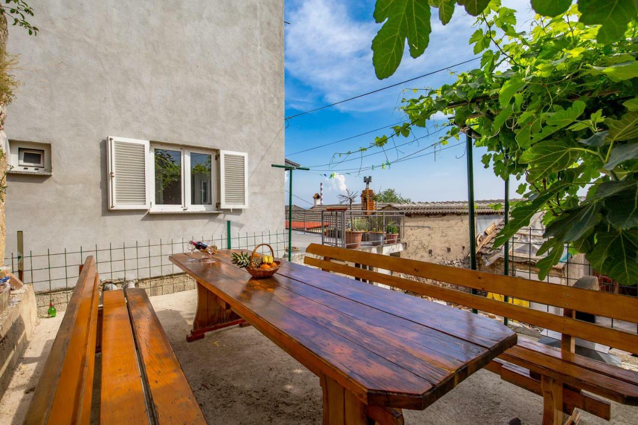 Apartments Lota Kostrena Ngoại thất bức ảnh